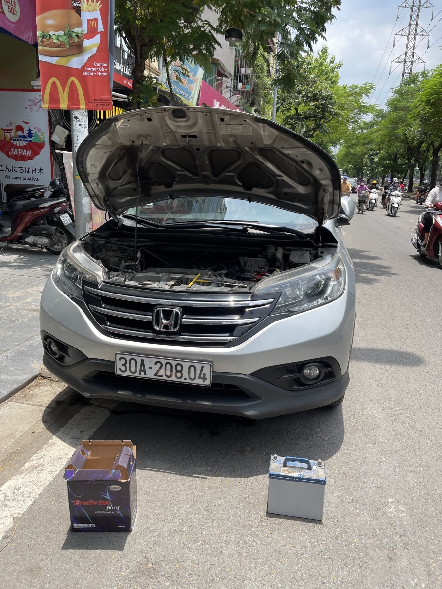 HD Việt thay thế ắc quy Emtrac Plus bảo hành 18 tháng cho xe HRV