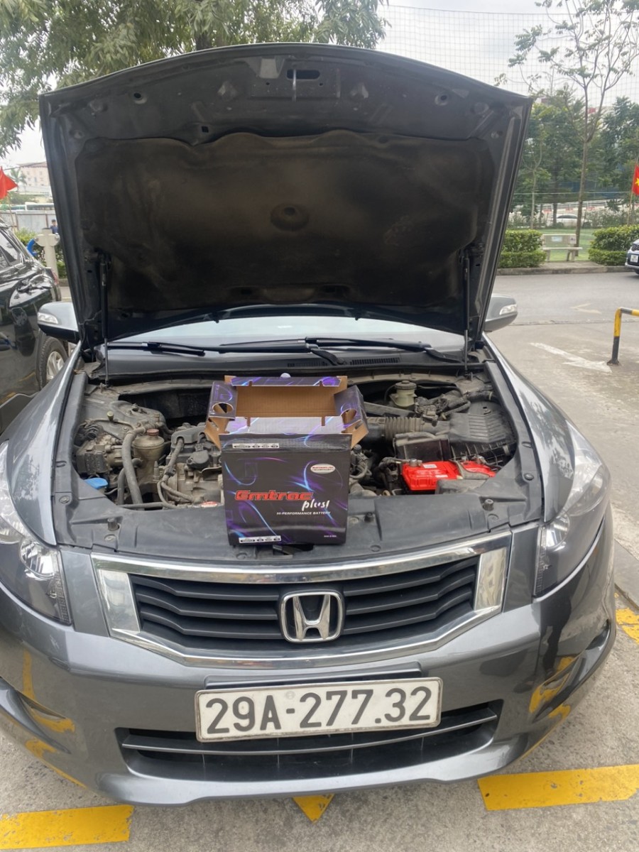 Ắc quy Emtrac Plus bảo hành 18 tháng cho Honda Accord tại HD Việt