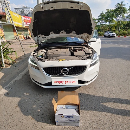 HD Việt Thay ắc quy chính ( ắc quy Star) bình Varta AGM LN4 (12V-80Ah) cho xe Volvo miễn phí tận nơi 
