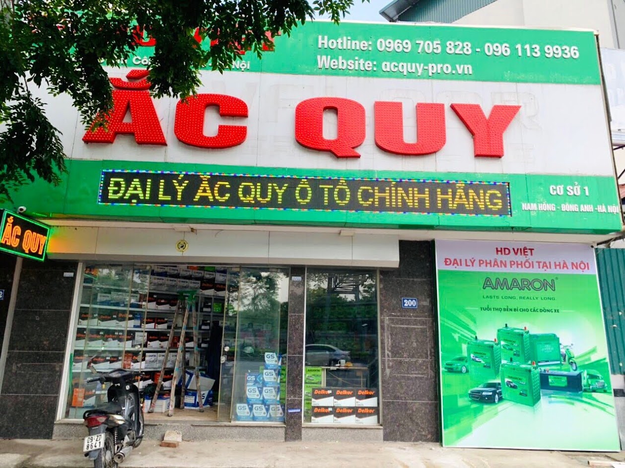 Một cửa hàng ắc quy HD Việt trên đường Võ Chí Công 
