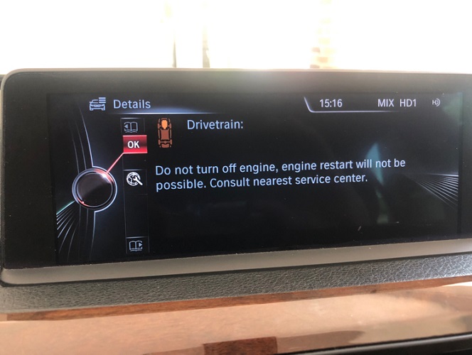 Cảnh báo lỗi ắc quy phụ cần thay thế trên xe BMW